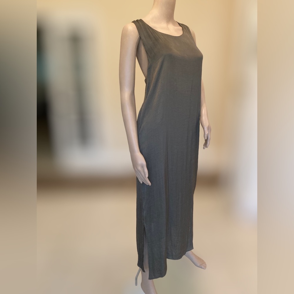 BNWT Zara midi army green silky dress sz small
